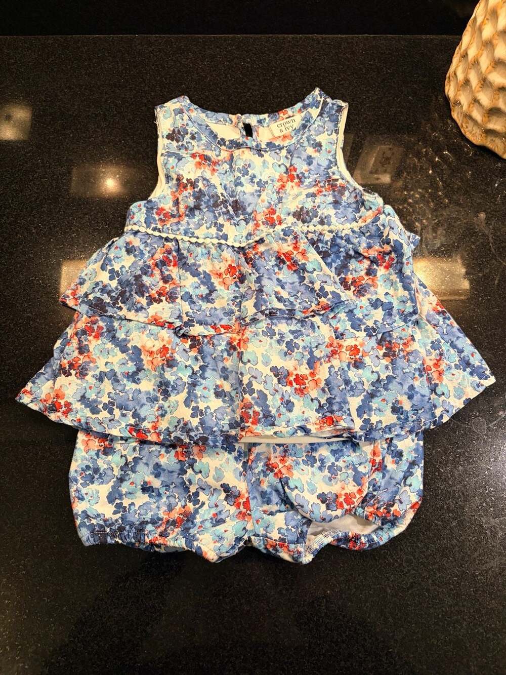Crown & Ivy Baby Floral Ruffle Tiered Top and Bloomers 4th of July Set - 18M